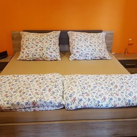 Langzettel アパート Oberweißbach